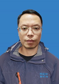 杨乾坤.jpg